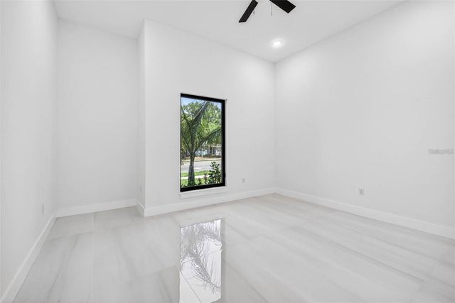 4426 W EUCLID AVENUE, Tampa, FL 33629