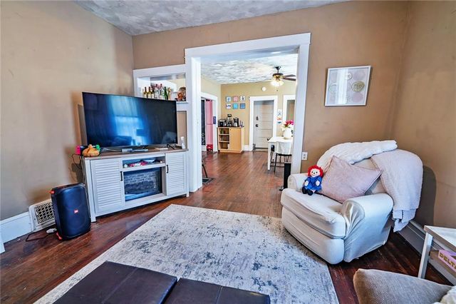 1122 Kentucky Street, Lawrence, KS 66044