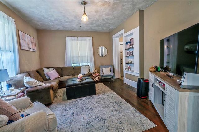 1122 Kentucky Street, Lawrence, KS 66044