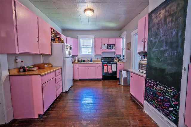 1122 Kentucky Street, Lawrence, KS 66044