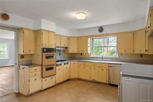 4670 Independence Avenue, Bronx, NY 10471