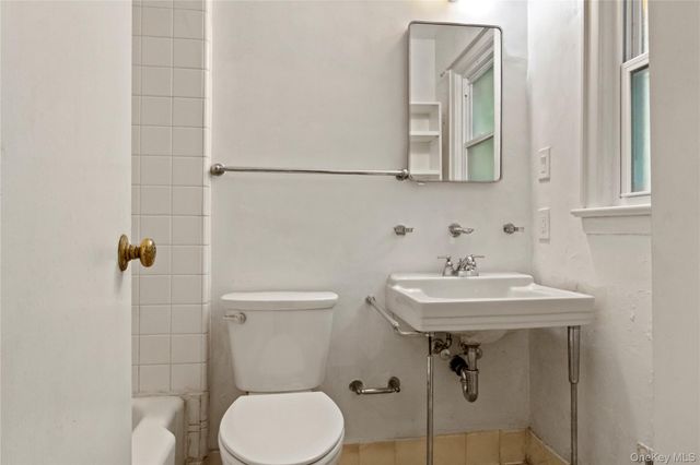 4670 Independence Avenue, Bronx, NY 10471