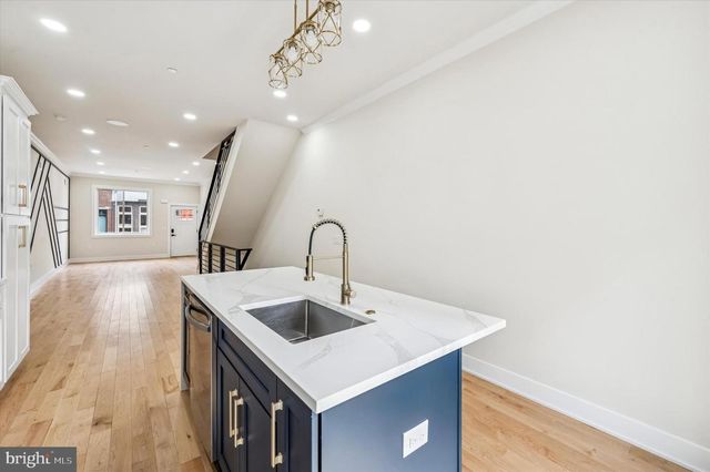 604 MCKEAN ST, Philadelphia, PA 19148