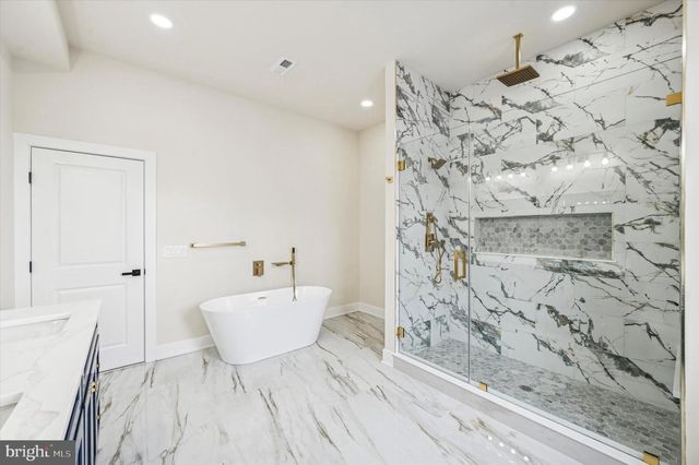 604 MCKEAN ST, Philadelphia, PA 19148