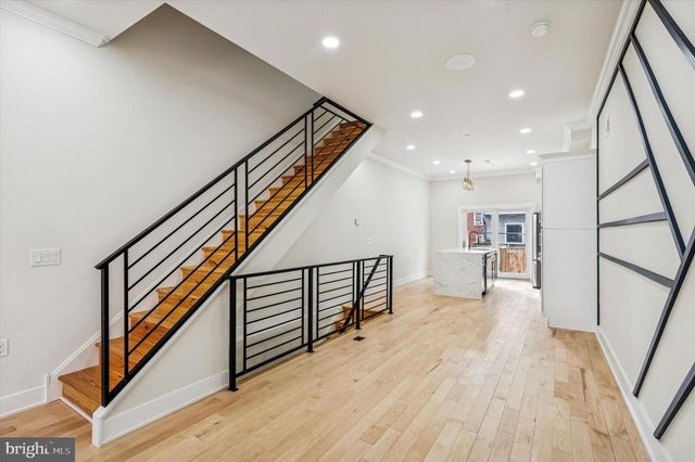 604 MCKEAN ST, Philadelphia, PA 19148