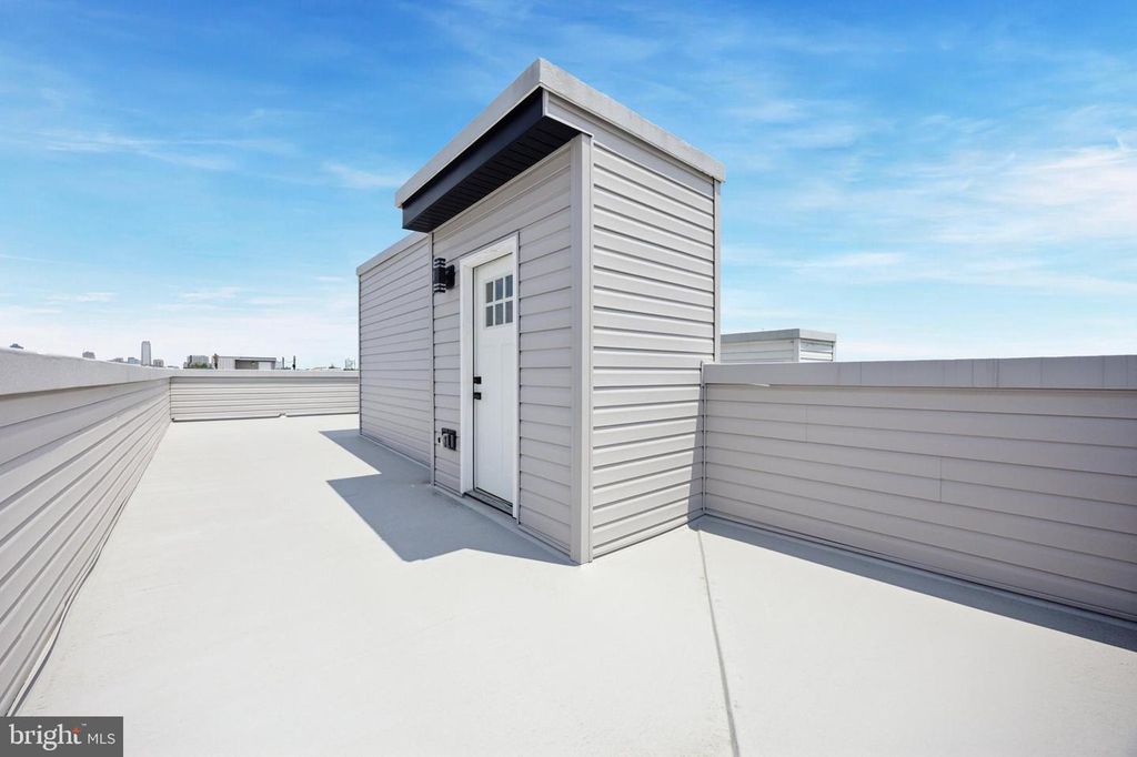 Image 35 of property listing at 604 MCKEAN ST, Philadelphia, PA 19148