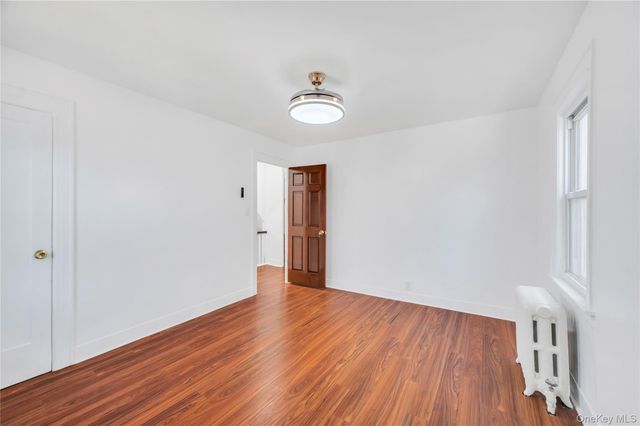 194-19 115th Road, Saint Albans, NY 11412