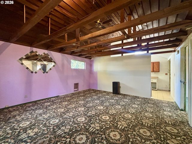 1860 W 12TH Ave, Eugene, OR 97402