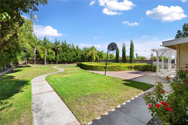 2314 N Euclid, Upland, CA 91784
