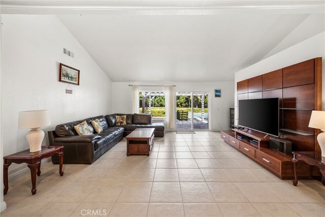 2314 N Euclid, Upland, CA 91784