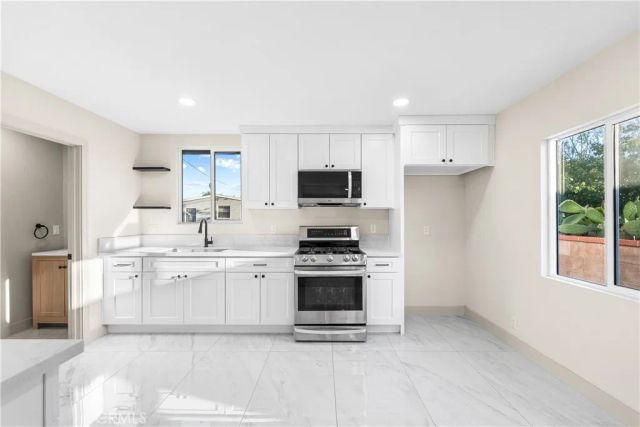 1814 E Avenue Q11, Palmdale, CA 93550