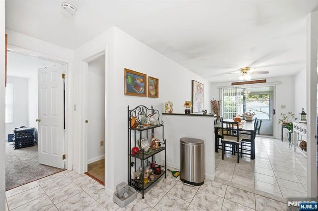 15 Orchard Street, Bloomingdale, NJ 07403