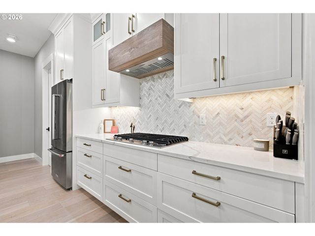 7385 Sw 77TH Ave, Portland, OR 97223