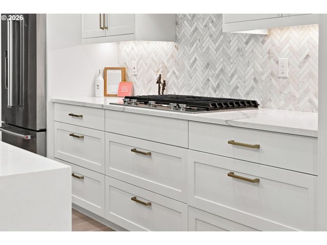 7385 Sw 77TH Ave, Portland, OR 97223