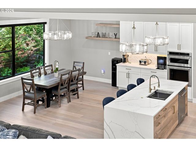 7385 Sw 77TH Ave, Portland, OR 97223
