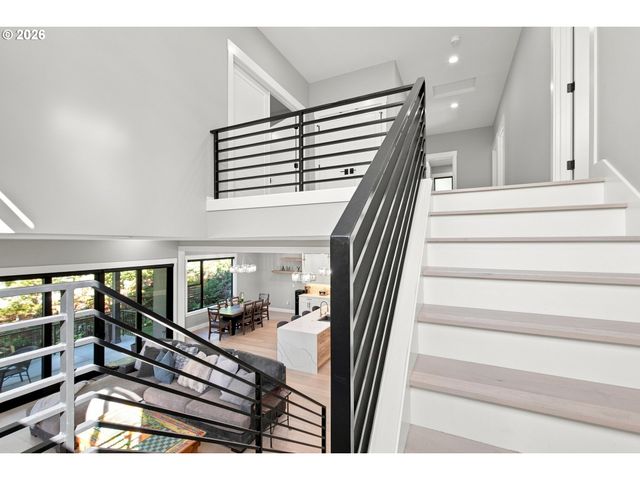 7385 Sw 77TH Ave, Portland, OR 97223