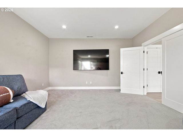 7385 Sw 77TH Ave, Portland, OR 97223