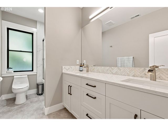 7385 Sw 77TH Ave, Portland, OR 97223