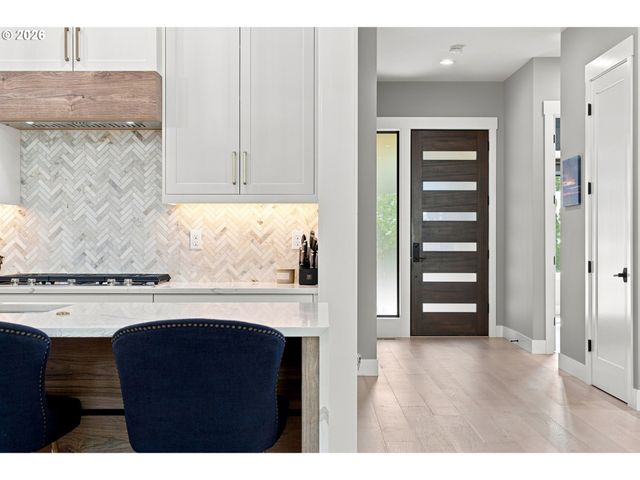 7385 Sw 77TH Ave, Portland, OR 97223