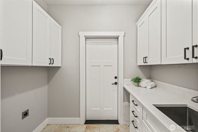 8002 372nd Street E, Eatonville, WA 98328