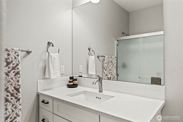 8002 372nd Street E, Eatonville, WA 98328