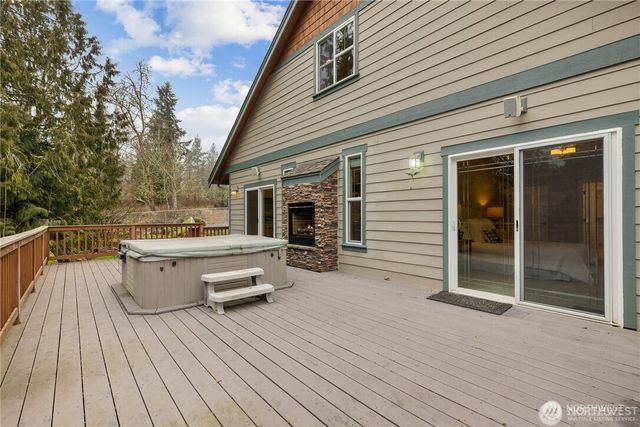 8002 372nd Street E, Eatonville, WA 98328