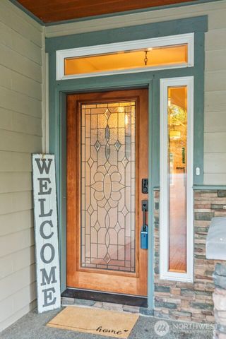 8002 372nd Street E, Eatonville, WA 98328