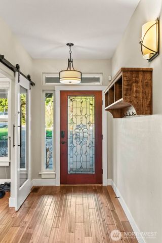 8002 372nd Street E, Eatonville, WA 98328