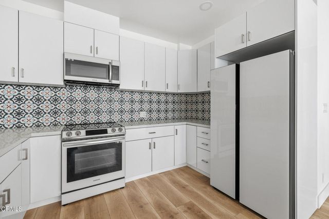 16601 Marquez Avenue 101, Los Angeles, CA 90272
