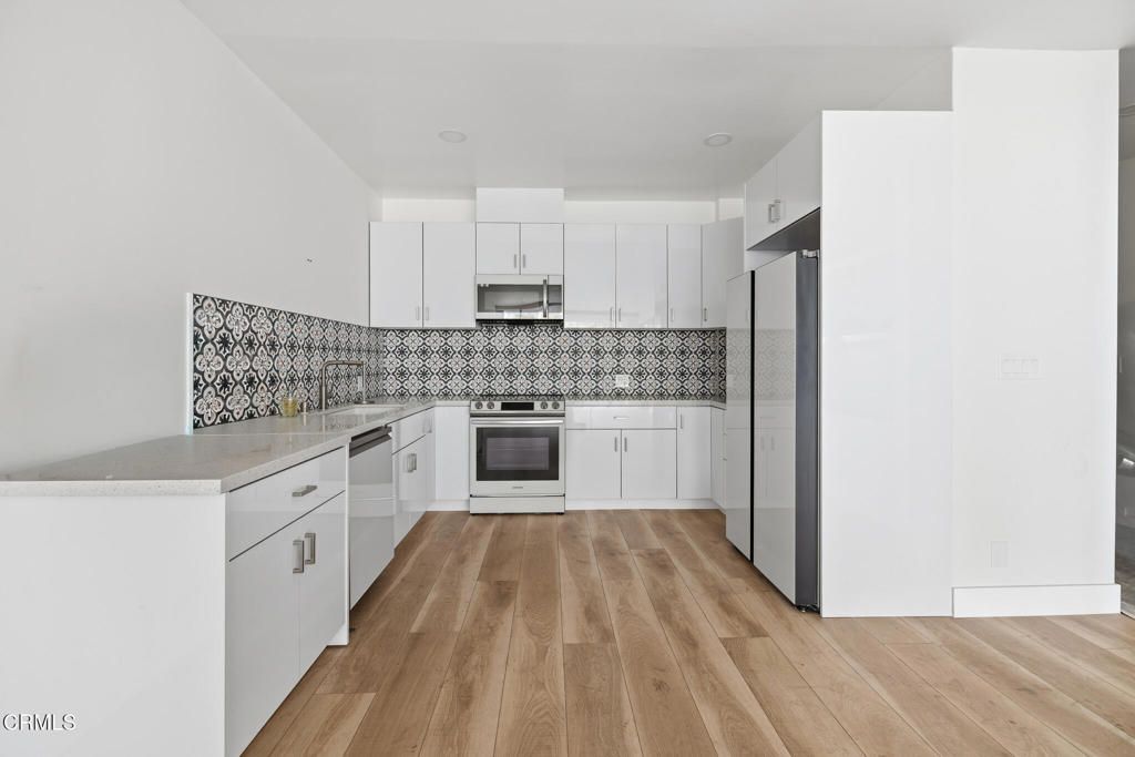 16601 Marquez Avenue 101, Los Angeles, CA 90272