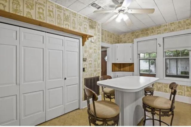 304 DAINGERFIELD ST, Naples, TX 75568