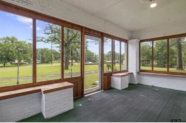 304 DAINGERFIELD ST, Naples, TX 75568