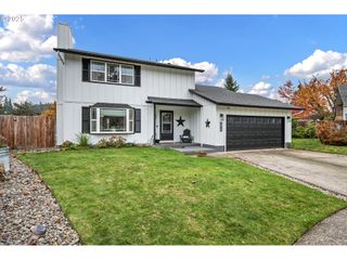 296 65th St, Springfield, OR 97478