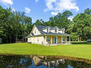2724 A C Ln, Conway, SC 29526