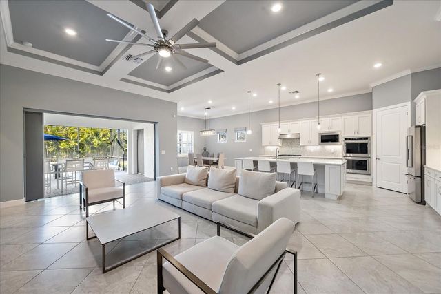 825 SEASCAPE PLACE, Sarasota, FL 34240