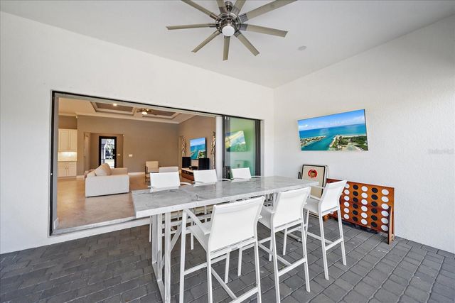 825 SEASCAPE PLACE, Sarasota, FL 34240