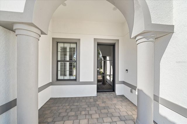 825 SEASCAPE PLACE, Sarasota, FL 34240