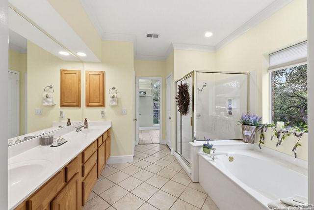 8810 London Heights, San Antonio, TX 78254