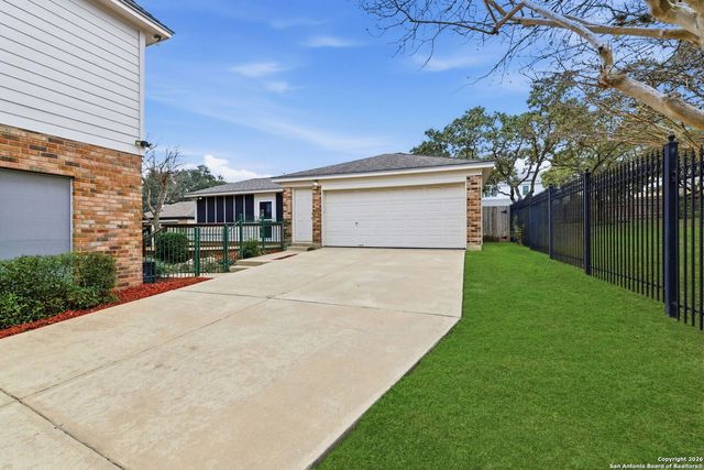 8810 London Heights, San Antonio, TX 78254