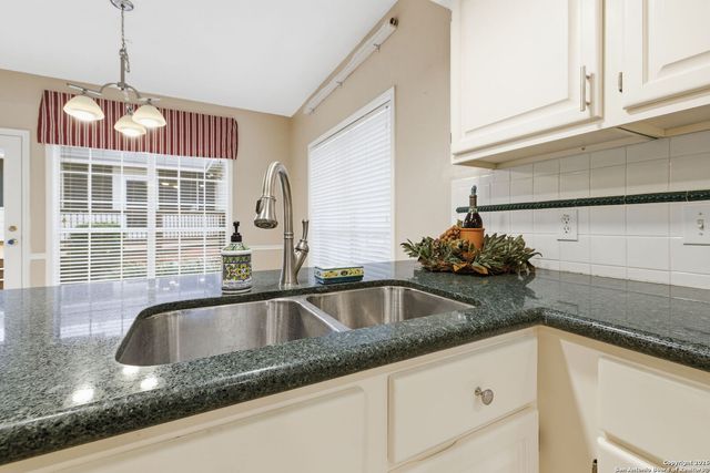 8810 London Heights, San Antonio, TX 78254