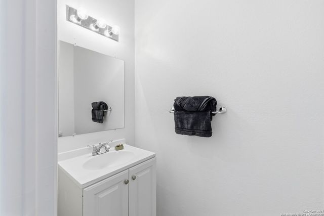 8810 London Heights, San Antonio, TX 78254