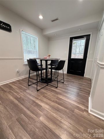 934 S Chestnut Street, Gastonia, NC 28054