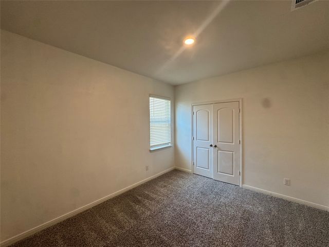 7512 Noble Oaks Drive, Fort Worth, TX 76120