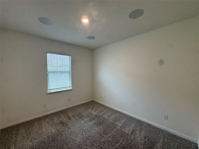 7512 Noble Oaks Drive, Fort Worth, TX 76120
