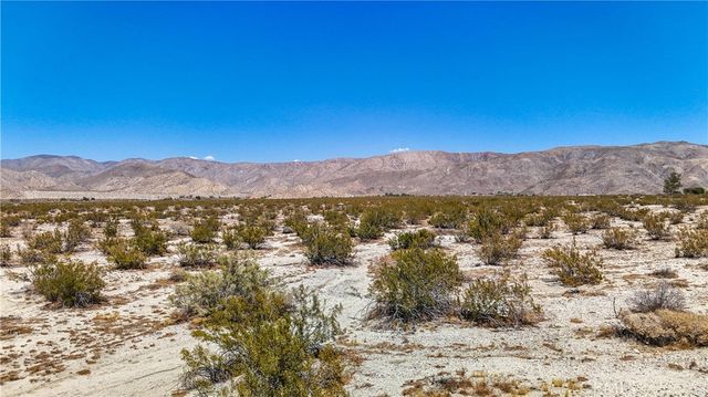 60 Dillon Road, Sky Valley, CA 92241