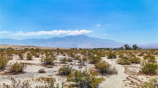 60 Dillon Road, Sky Valley, CA 92241