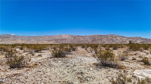 60 Dillon Road, Sky Valley, CA 92241