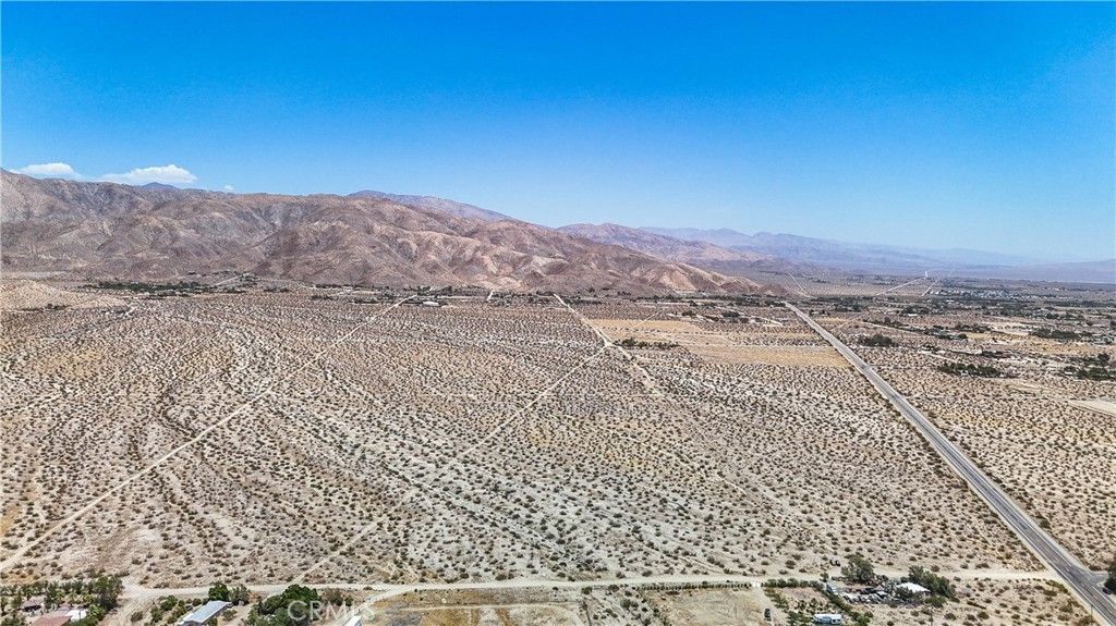 Image 10 of property listing at 60 Dillon Road, Desert Hot Springs, CA 92241