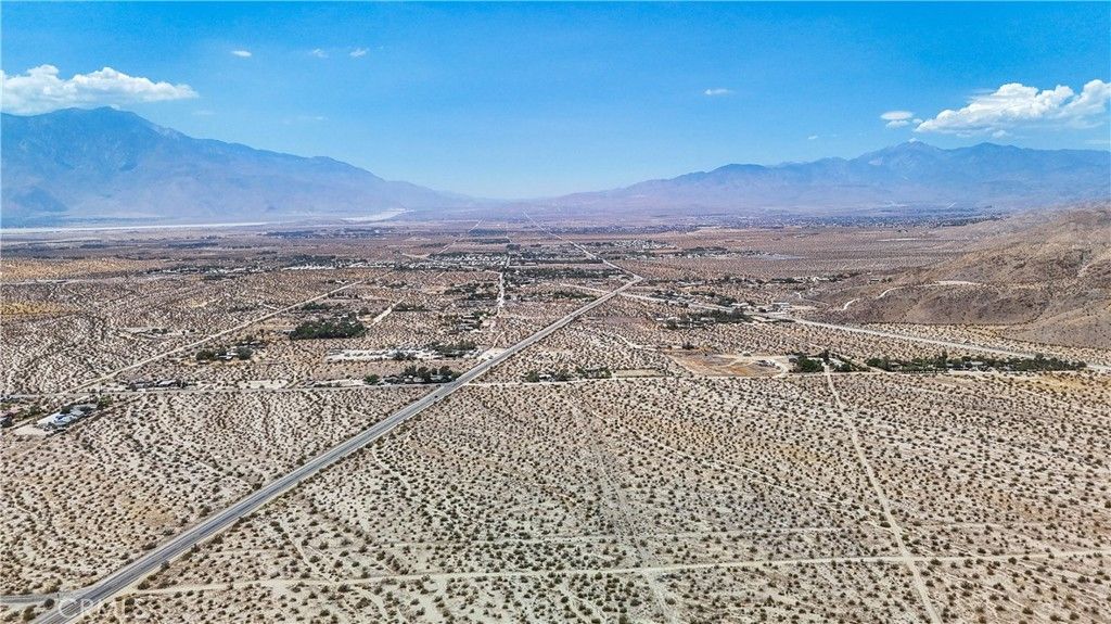 Image 14 of property listing at 60 Dillon Road, Desert Hot Springs, CA 92241