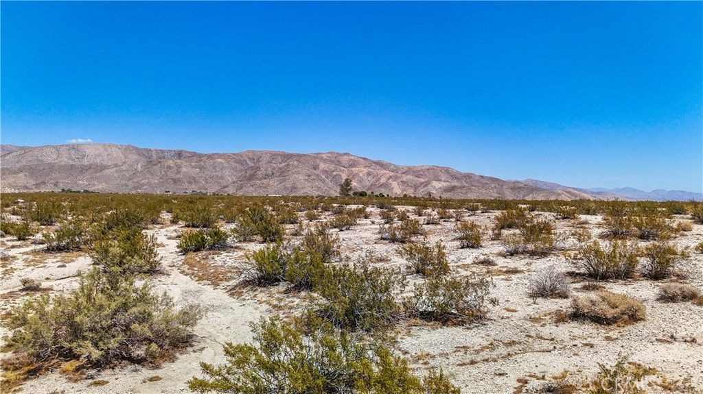 Image 20 of property listing at 60 Dillon Road, Desert Hot Springs, CA 92241